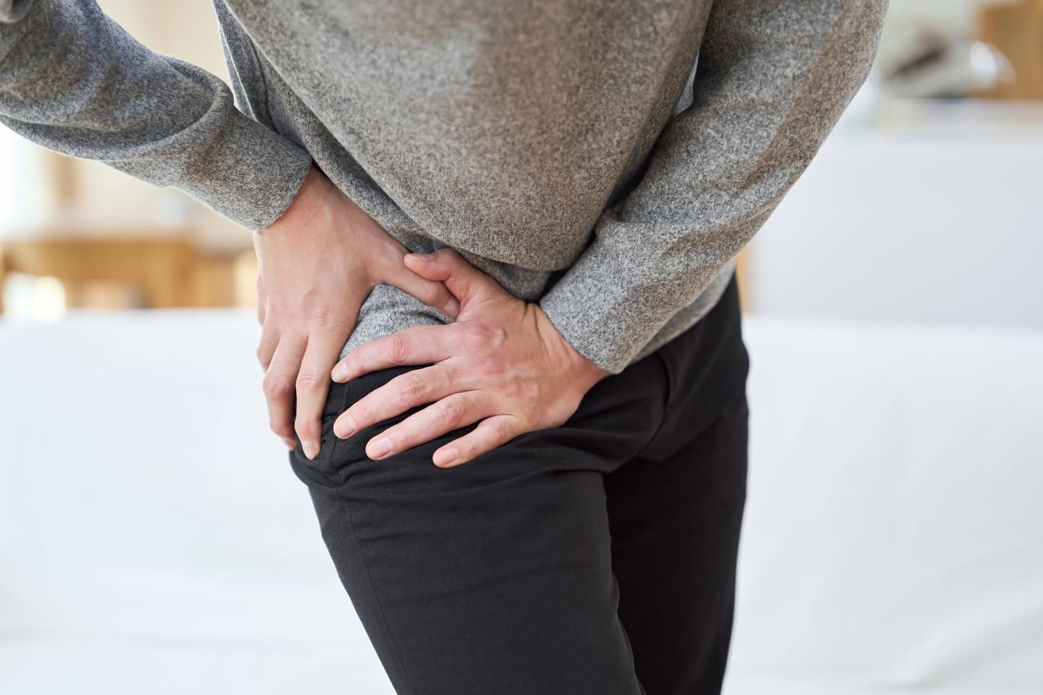 hip discomfort